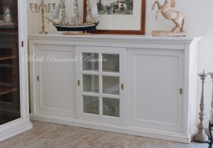 Credenza da soggiorno in legno con 3 ante scorrevoli a vetro finitura bianco